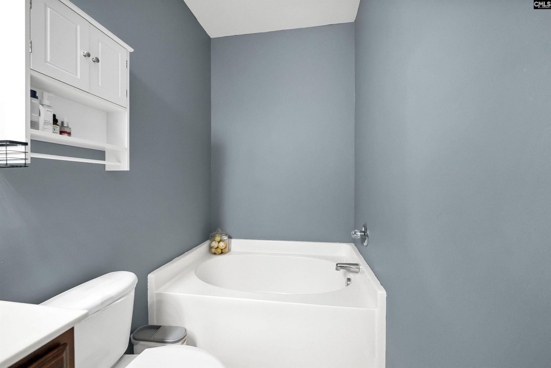 215 Ashburton Lane Photo 20