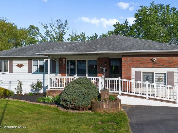 205 Columbus Drive, Archbald, PA 18403