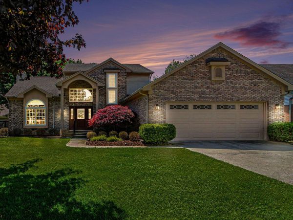 40539 Brecken Ridge Lane, Unit 6, Plymouth, MI 48170