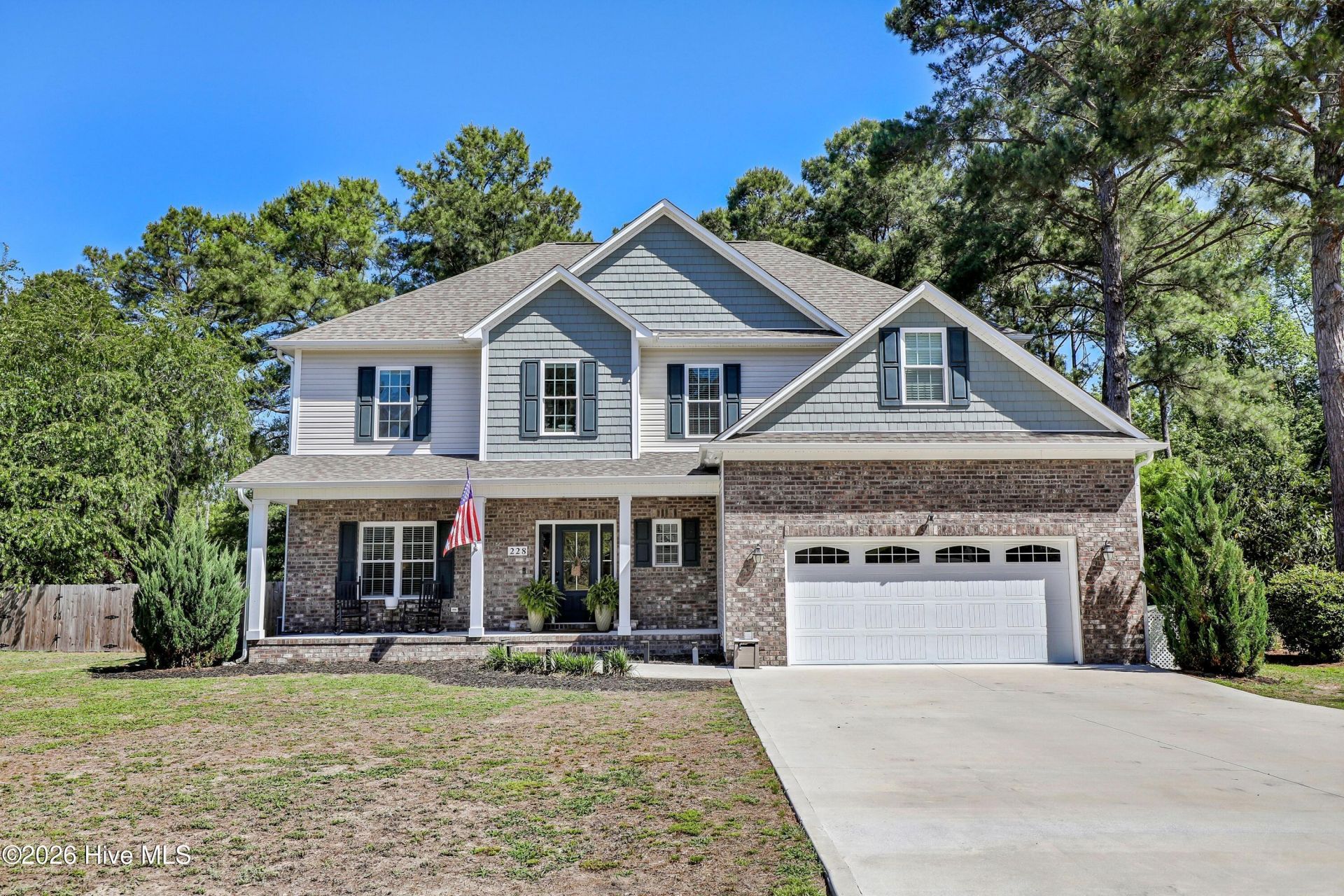228 Egret Point Drive, Sneads Ferry, NC 28460 Main Photo