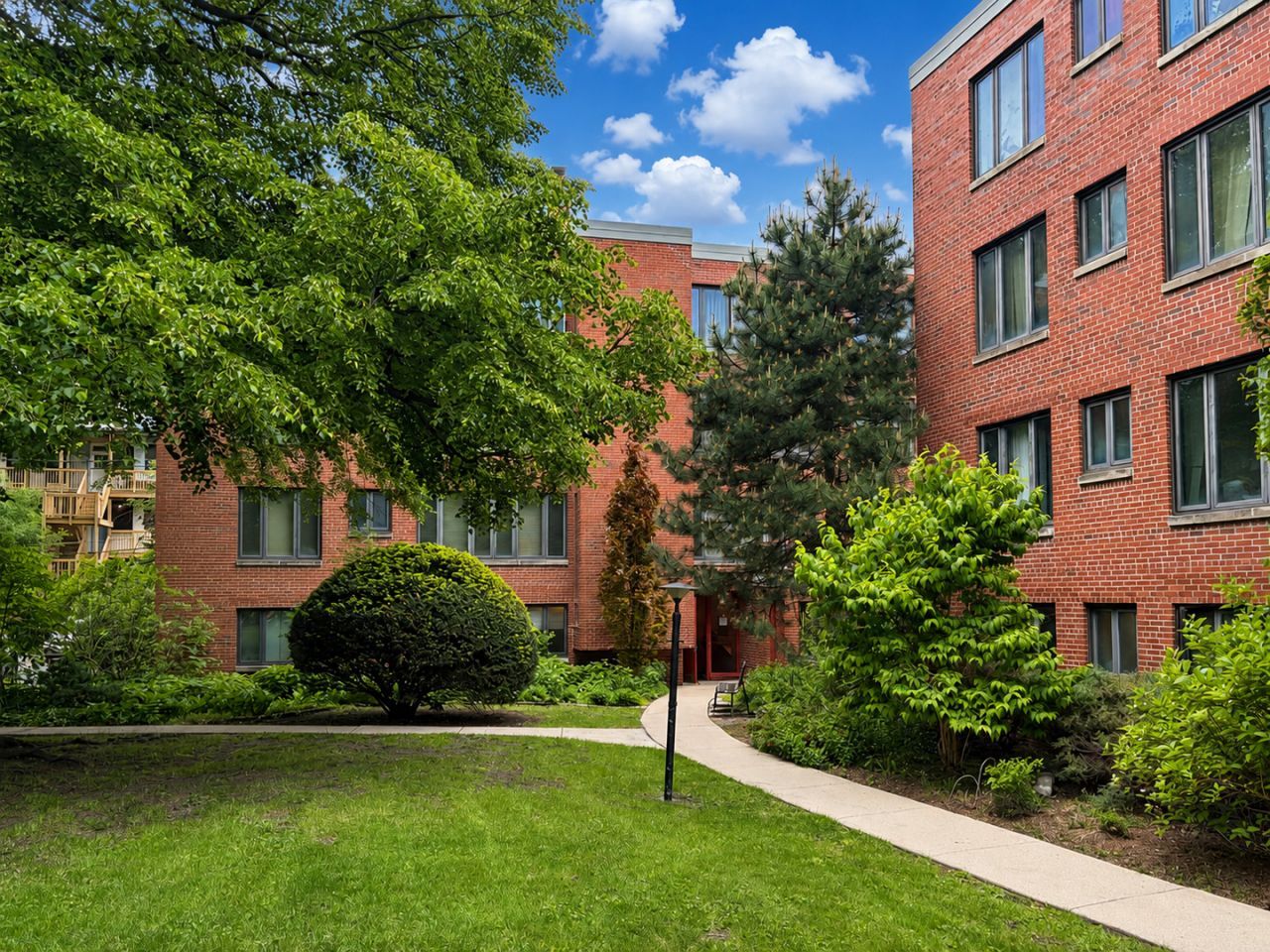 5514 S Woodlawn Avenue , Unit 103, Chicago, IL 60637 Main Photo