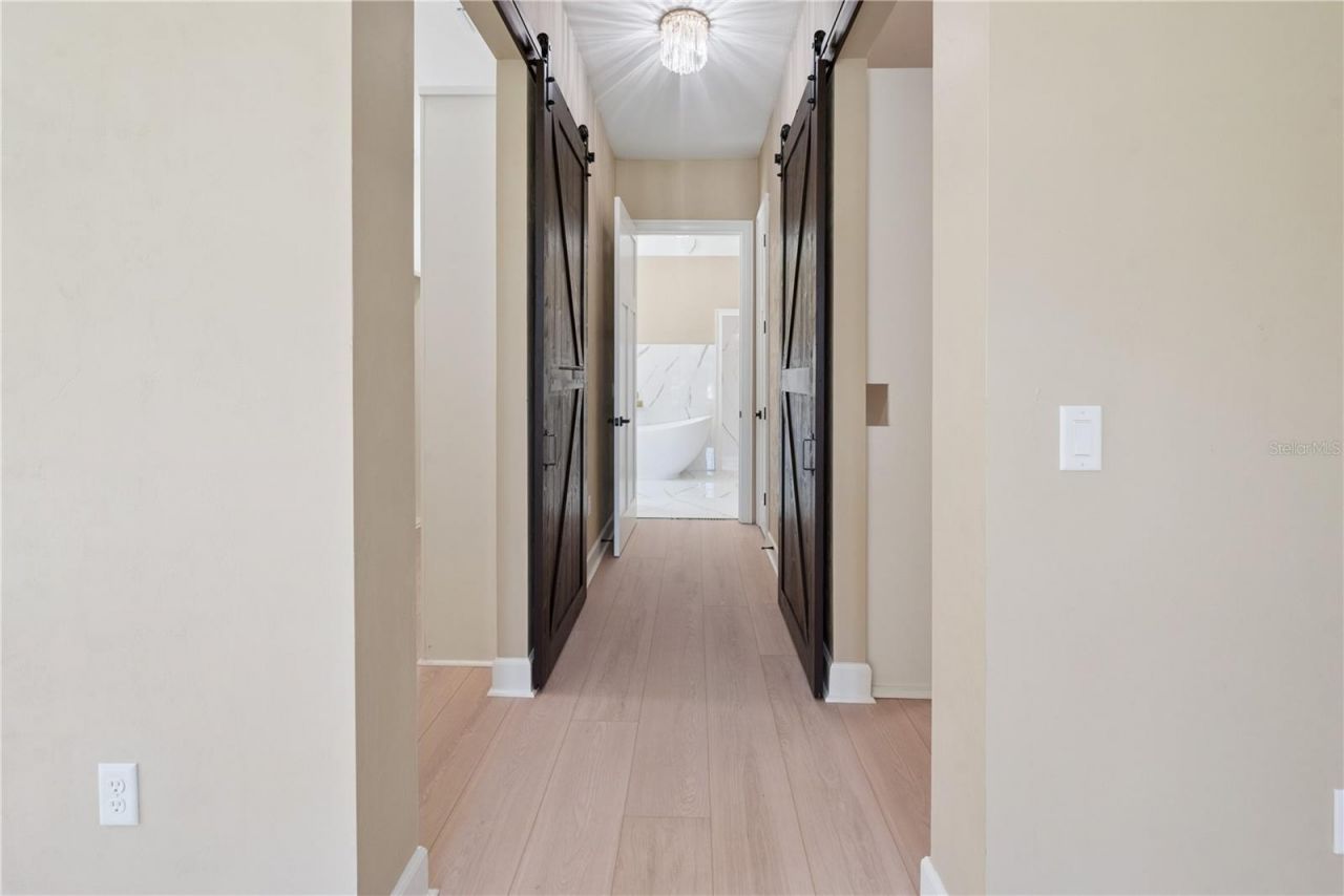 285 SW Hermitage Glen, High Springs, FL 32643 Photo
