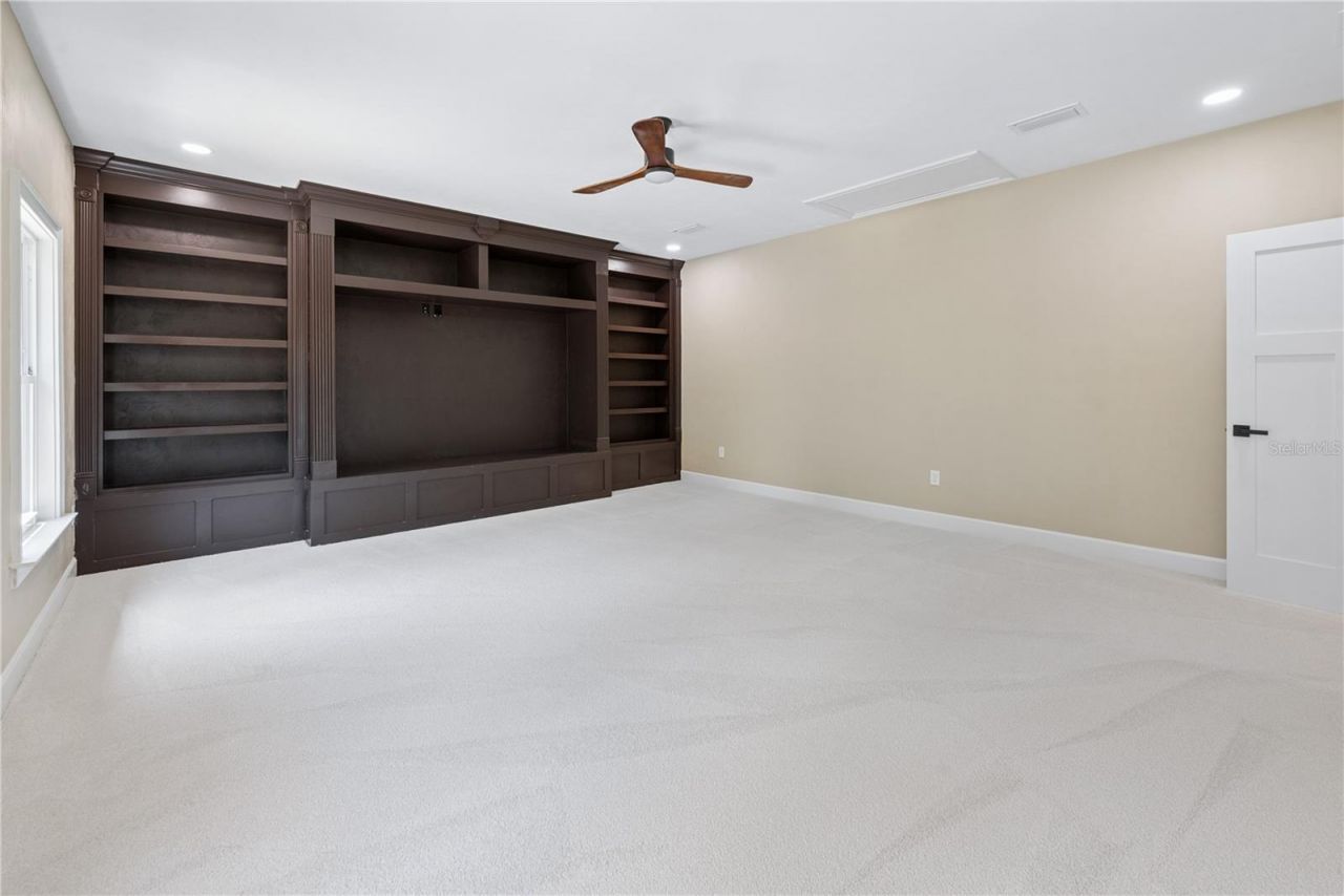 285 SW Hermitage Glen, High Springs, FL 32643 Photo
