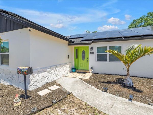 687 JASMINE WAY S, ST PETERSBURG, FL 33705