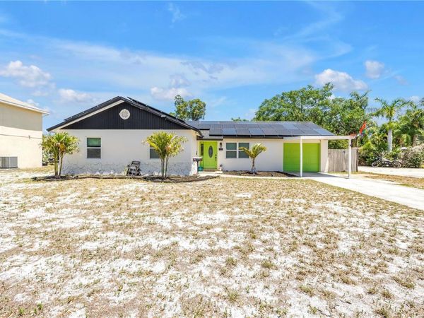 687 JASMINE WAY S, ST PETERSBURG, FL 33705