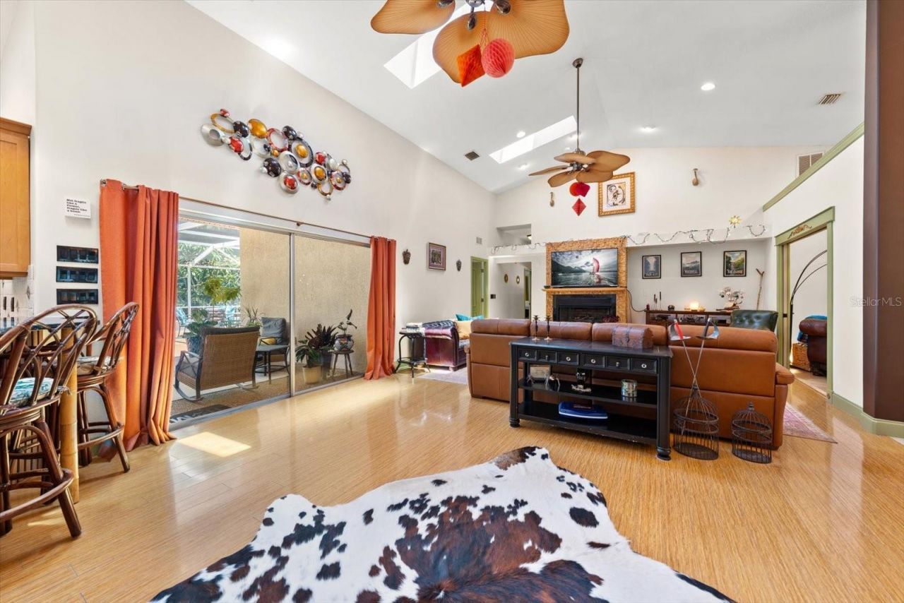 2400 Sherwood Lane , Clearwater, FL 33764 Photo