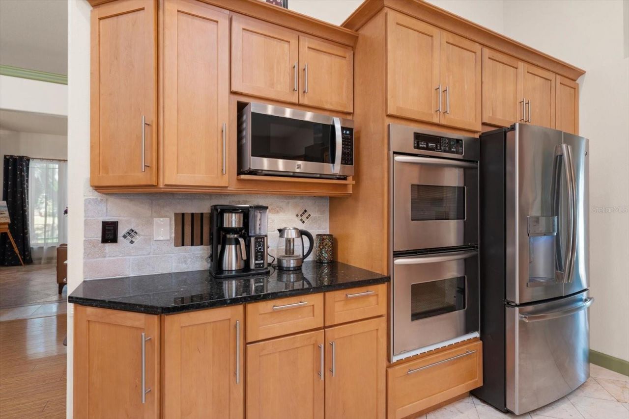 2400 Sherwood Lane , Clearwater, FL 33764 Photo