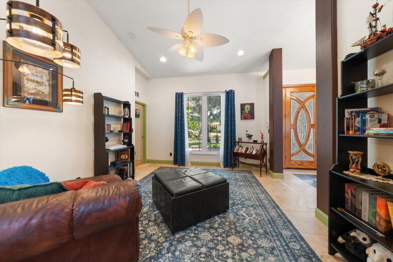 2400 Sherwood Lane , Clearwater, FL 33764 Photo