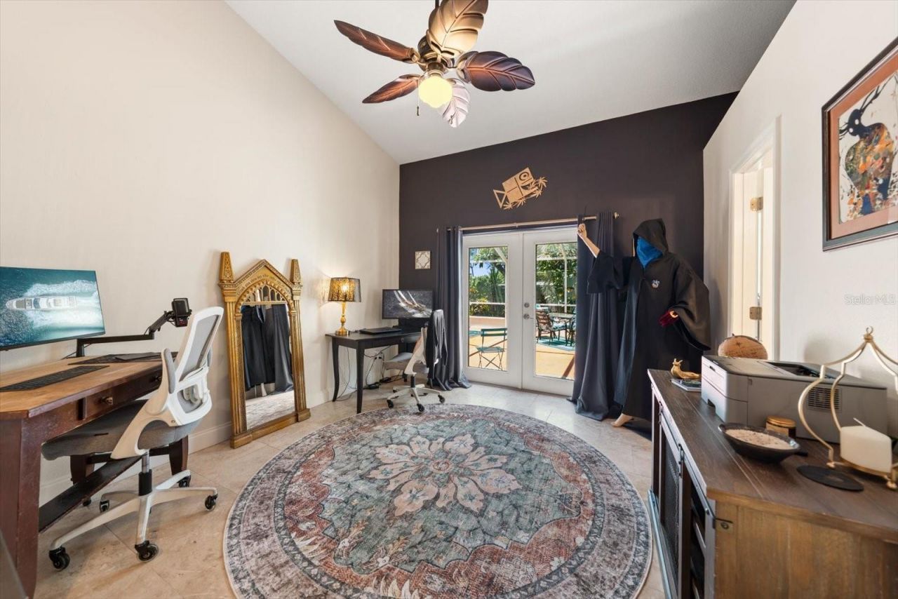 2400 Sherwood Lane , Clearwater, FL 33764 Photo
