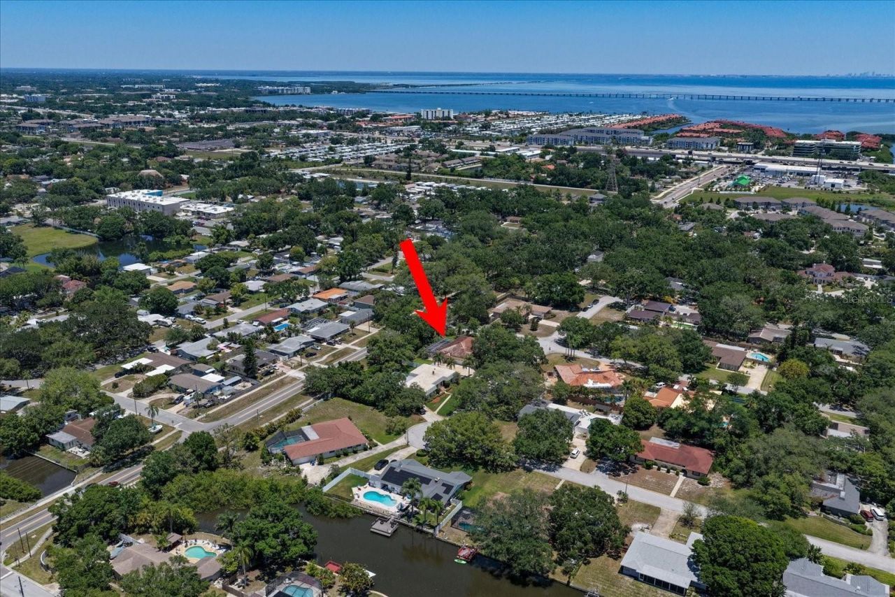 2400 Sherwood Lane , Clearwater, FL 33764 Photo