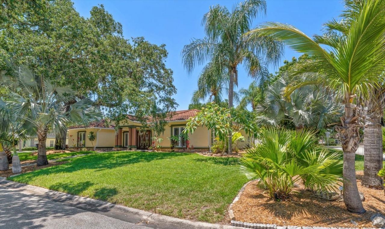 2400 Sherwood Lane , Clearwater, FL 33764 Photo