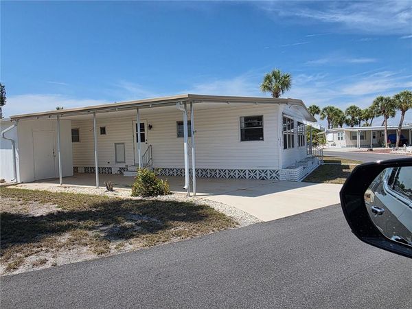 633 COMO DRIVE , Unit 633, VENICE, FL 34285