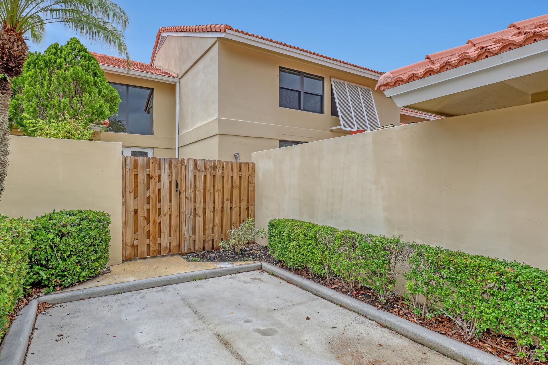 132 Old Meadow Way, Palm Beach Gardens, FL 33418 Photo