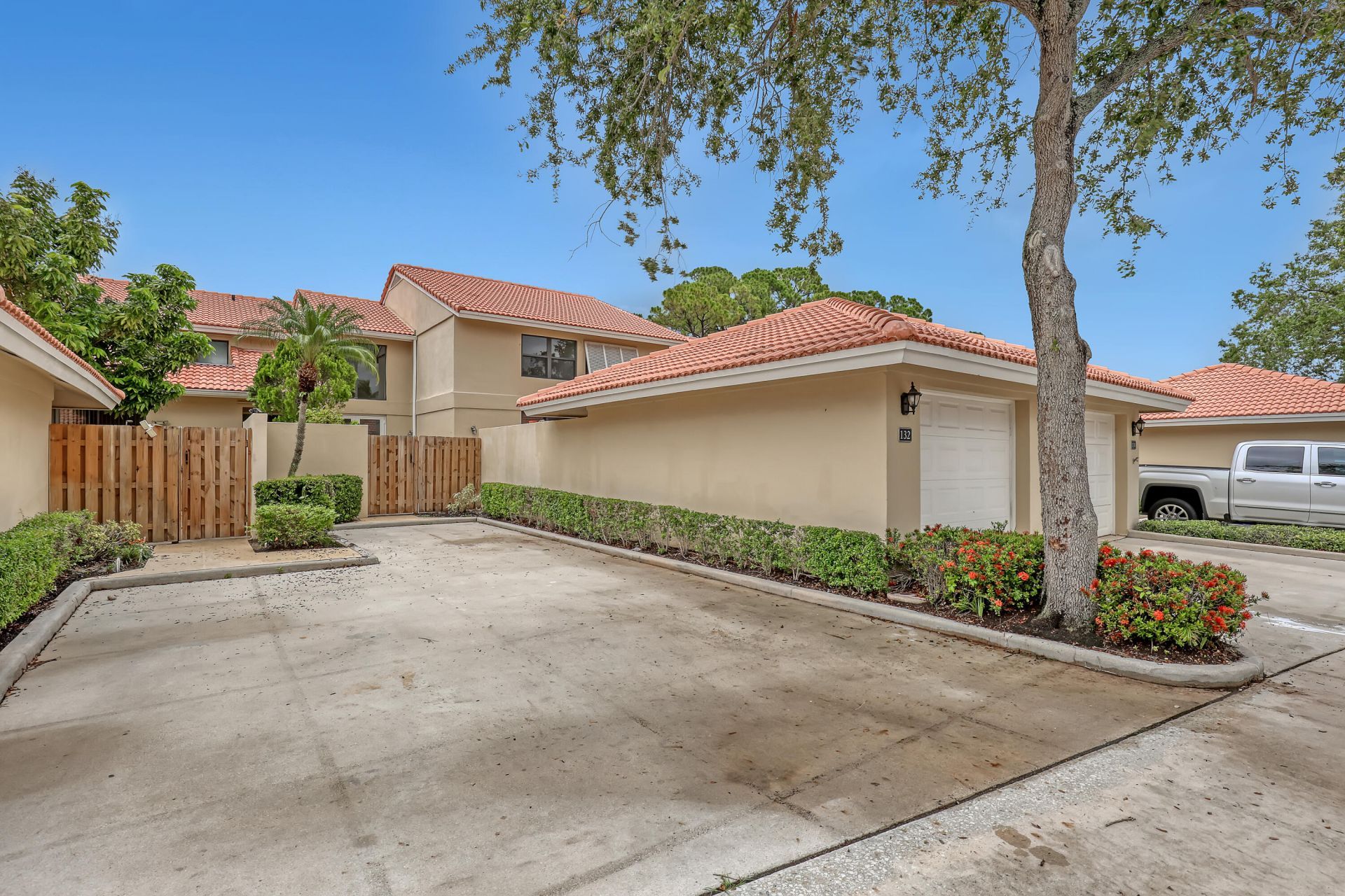 132 Old Meadow Way, Palm Beach Gardens, FL 33418 Photo
