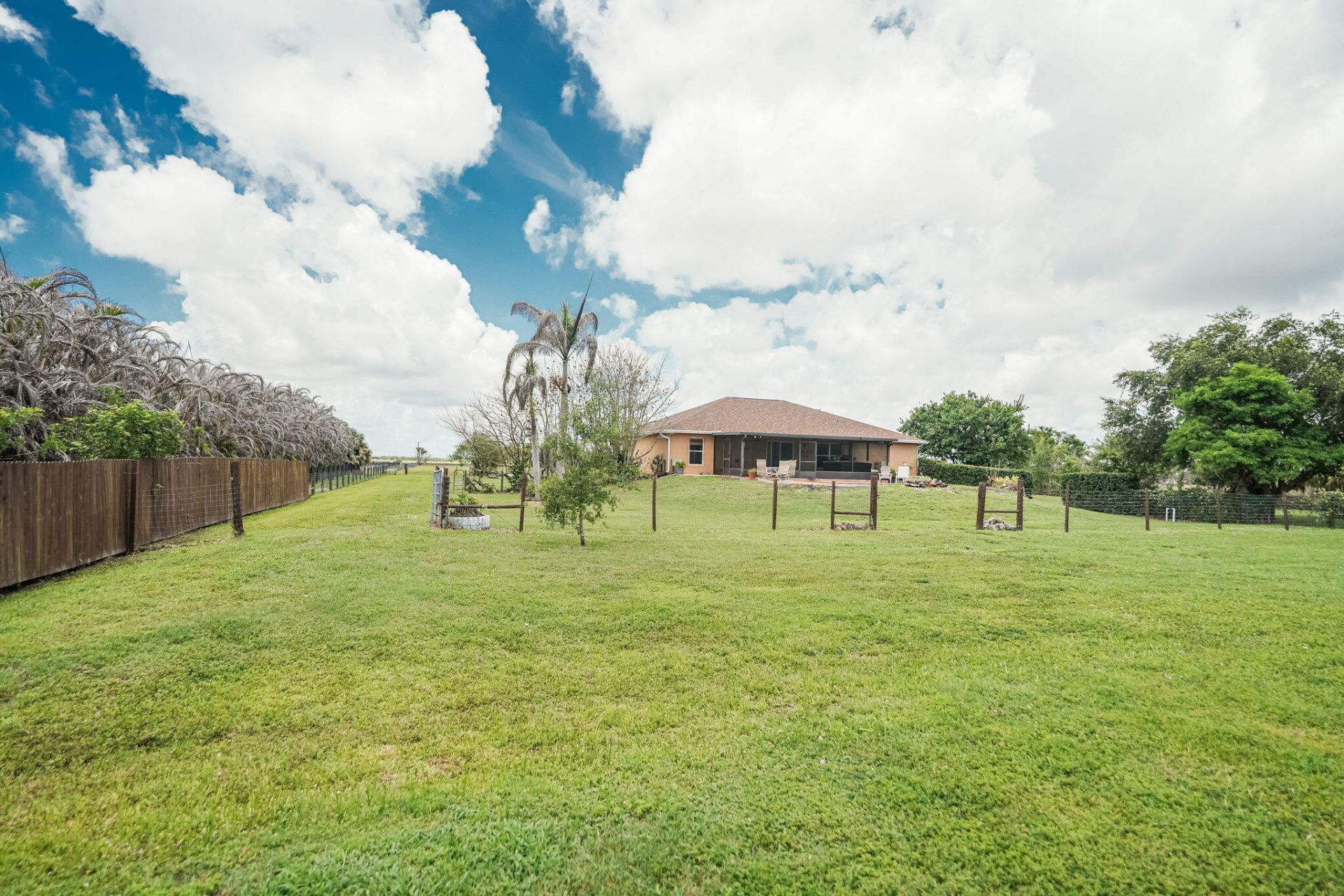 3768 Seminole Road, Fort Pierce, FL 34951 Photo