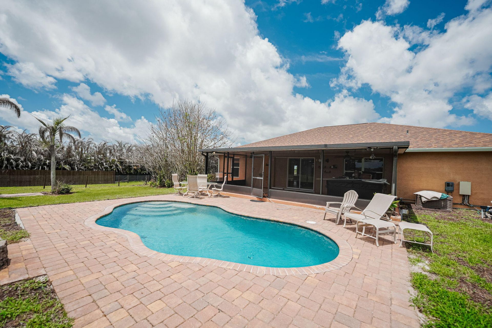 3768 Seminole Road, Fort Pierce, FL 34951 Photo