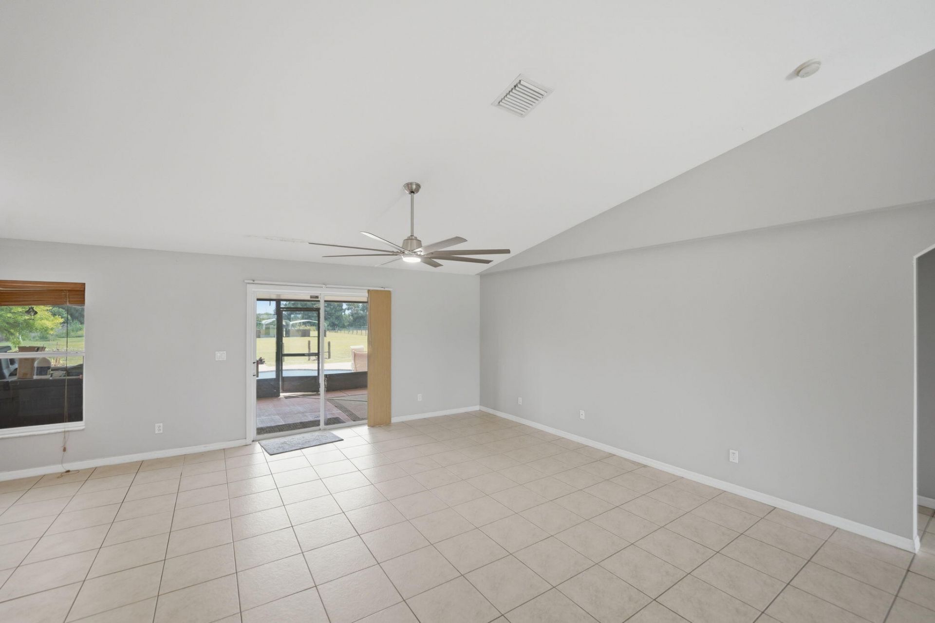 3768 Seminole Road, Fort Pierce, FL 34951 Photo