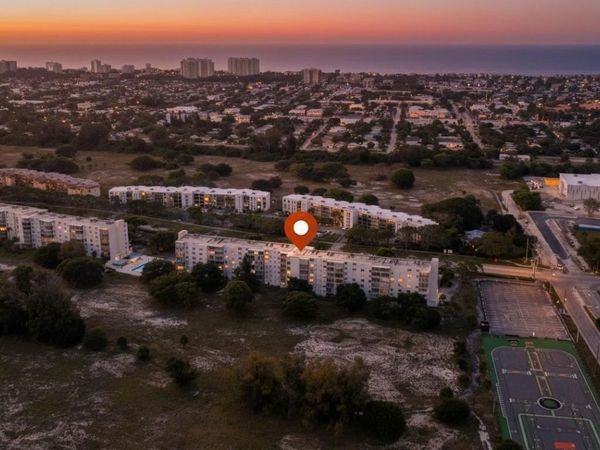 5961 NW 2nd Avenue, Unit #302, Boca Raton, FL 33487