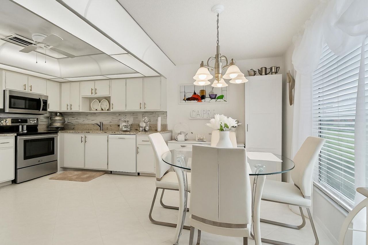 5010 Privet Place, Unit 101, Delray Beach, FL 33484 Photo