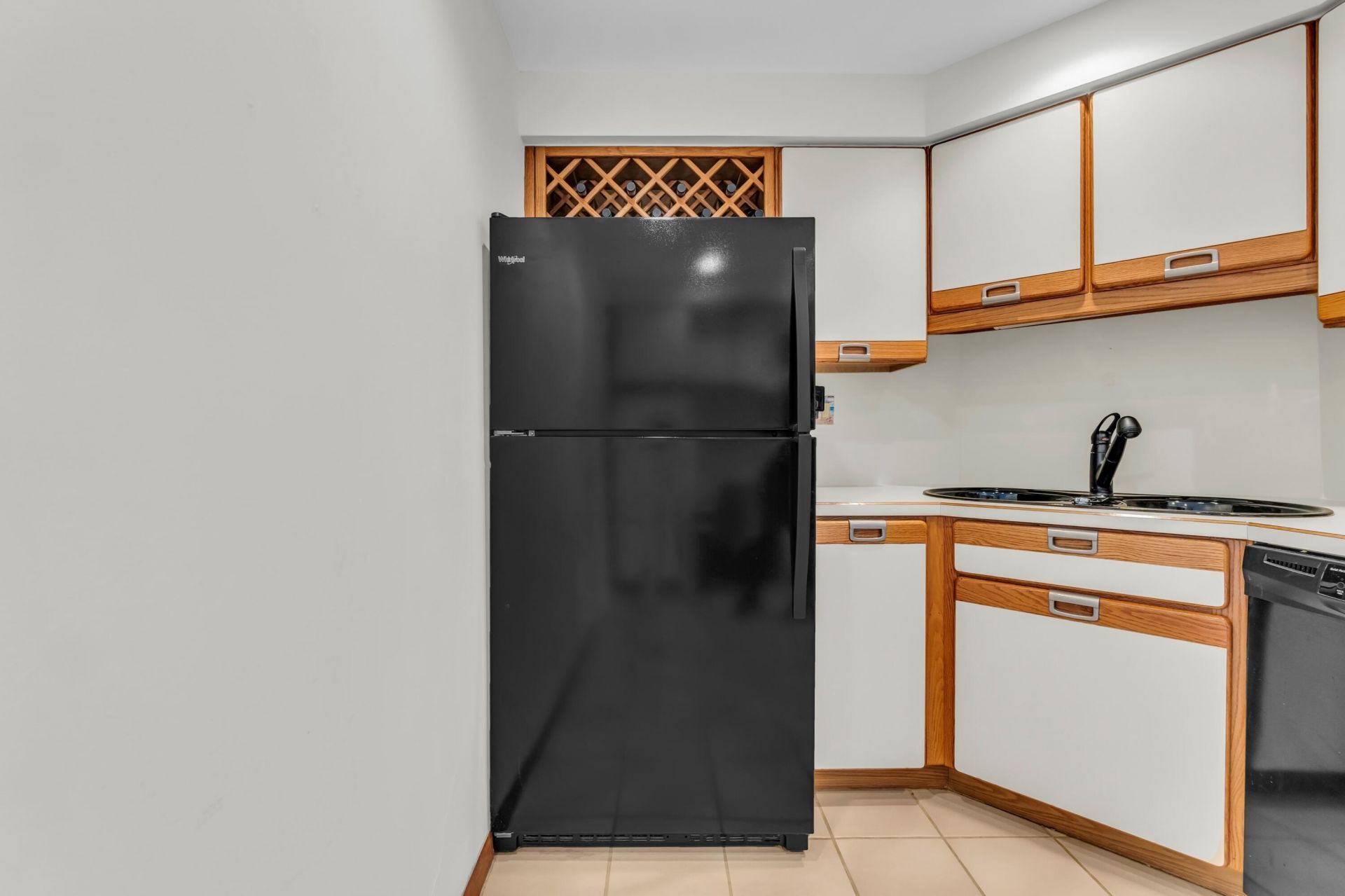 3300 NE 36th Street, Unit 1711, Fort Lauderdale, FL 33308 Photo