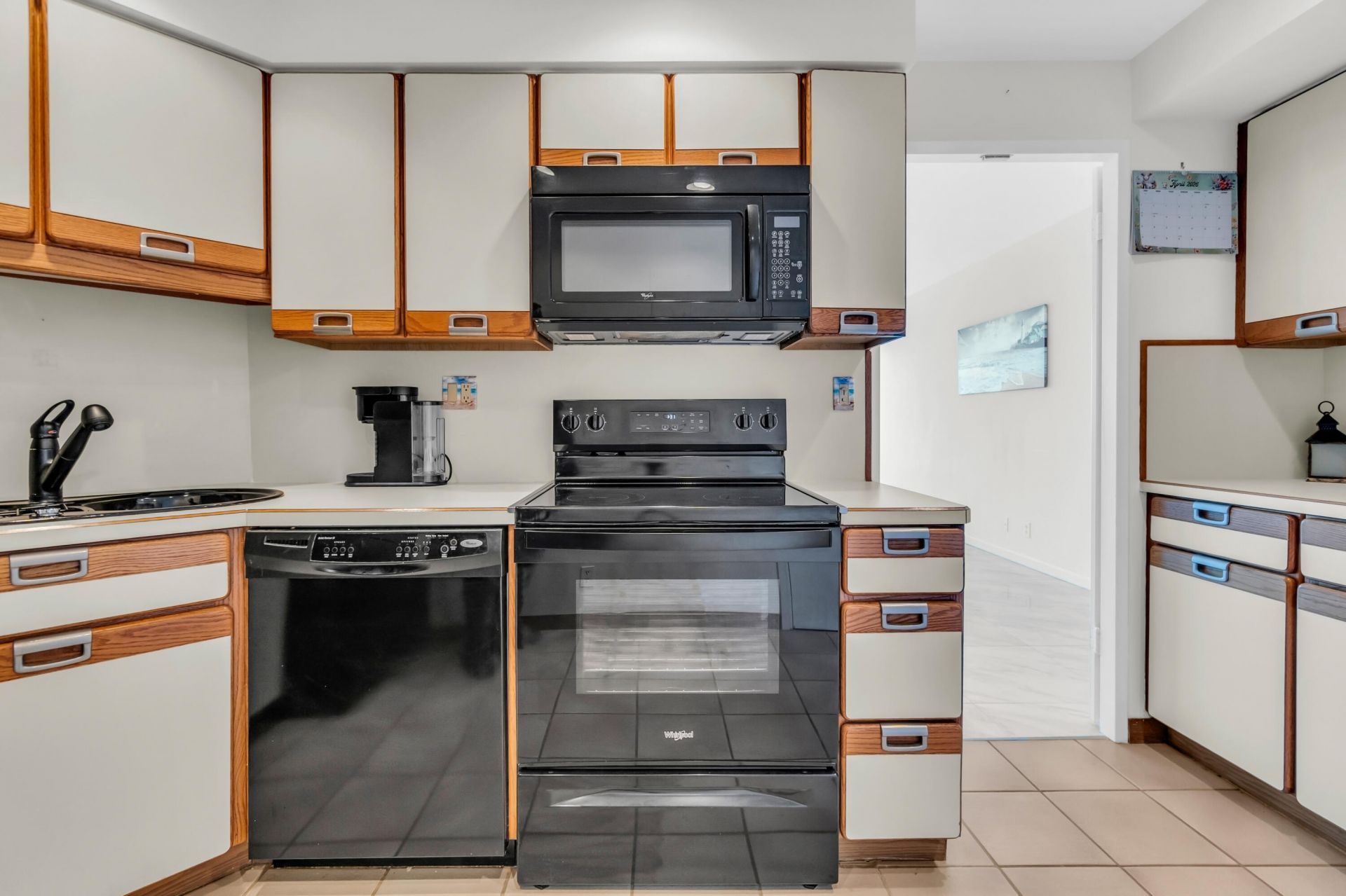3300 NE 36th Street, Unit 1711, Fort Lauderdale, FL 33308 Photo