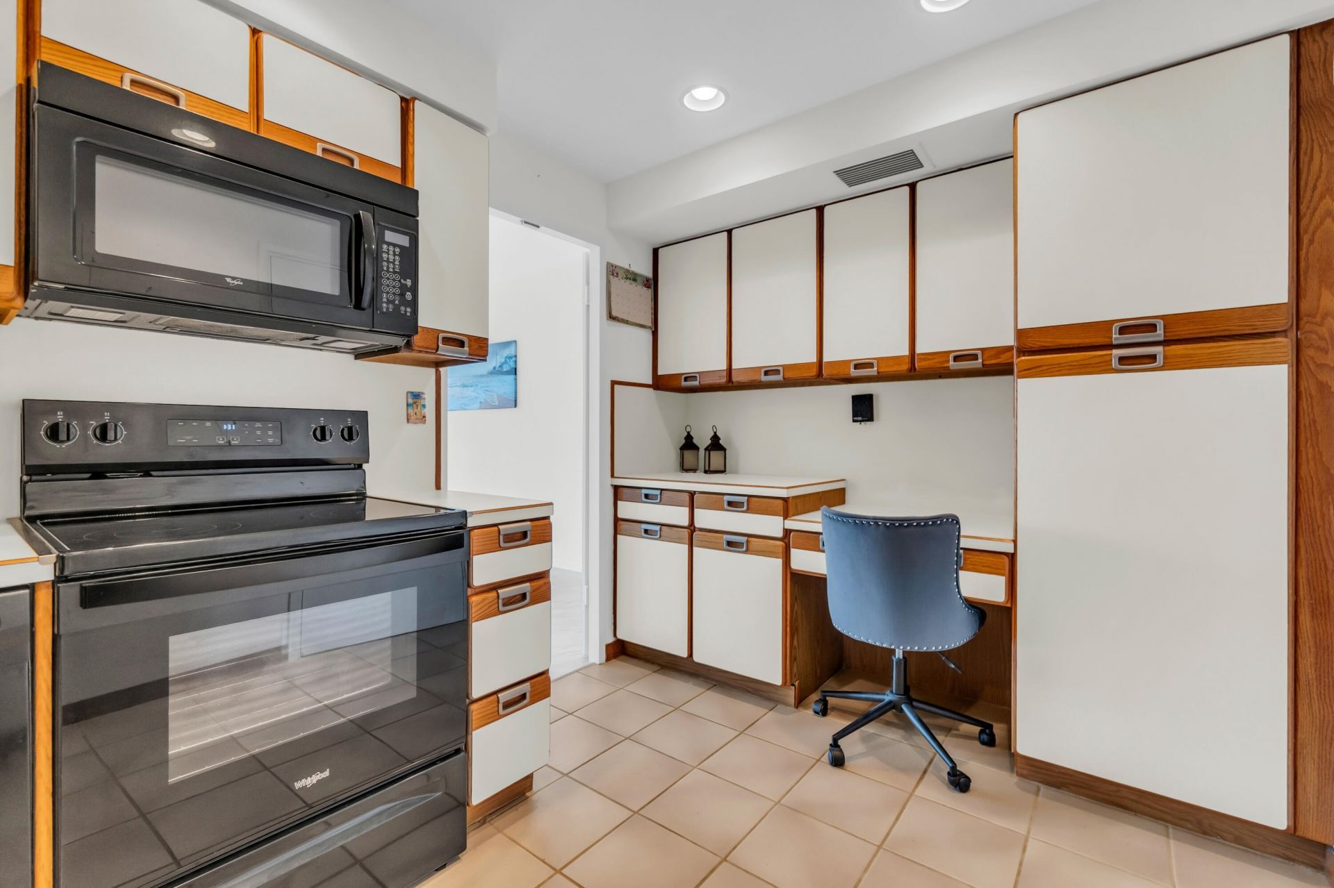 3300 NE 36th Street, Unit 1711, Fort Lauderdale, FL 33308 Photo