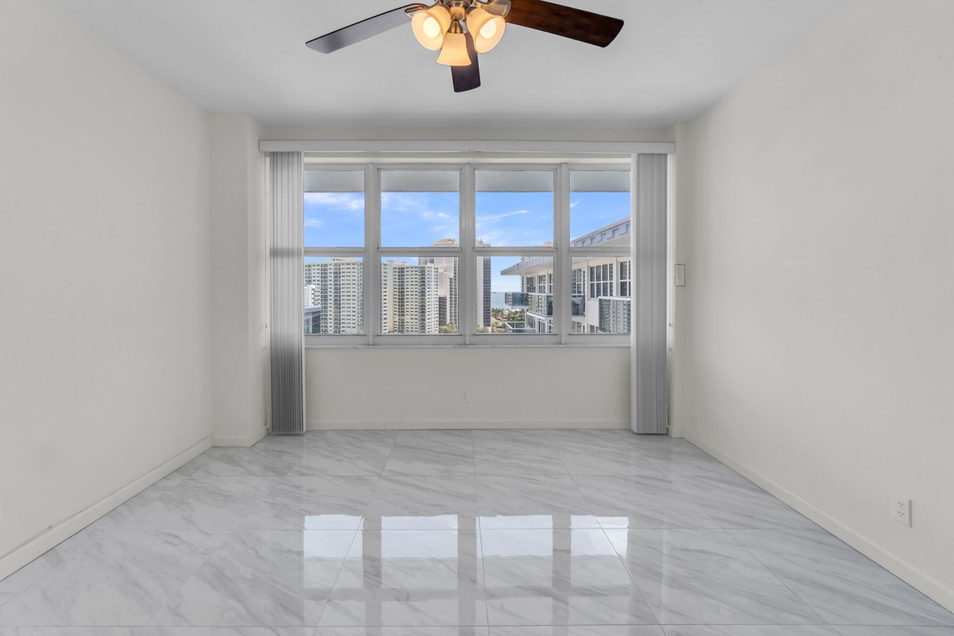 3300 NE 36th Street, Unit 1711, Fort Lauderdale, FL 33308 Photo