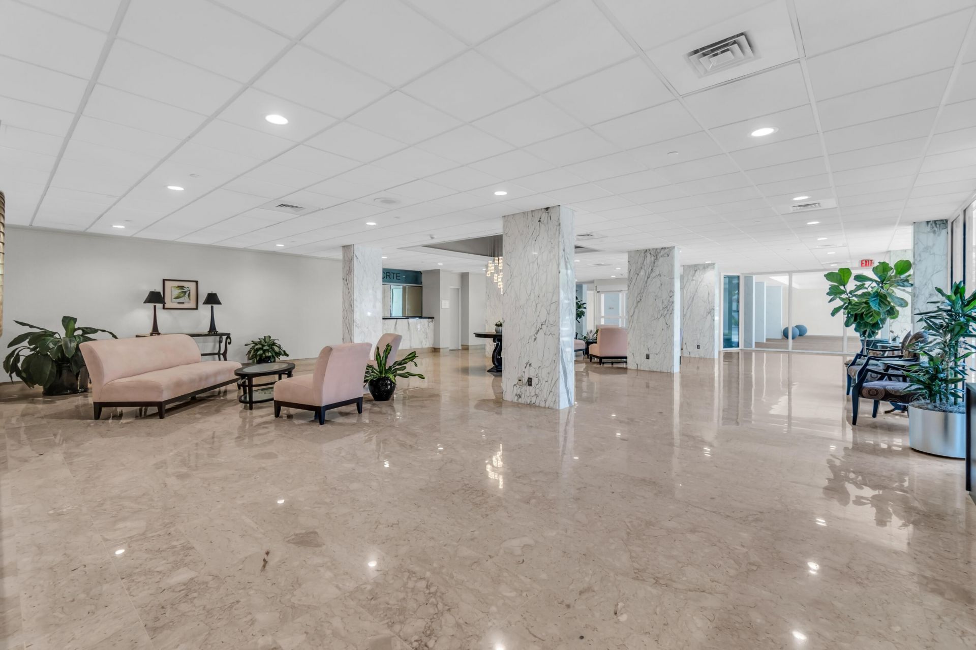 3300 NE 36th Street, Unit 1711, Fort Lauderdale, FL 33308 Photo