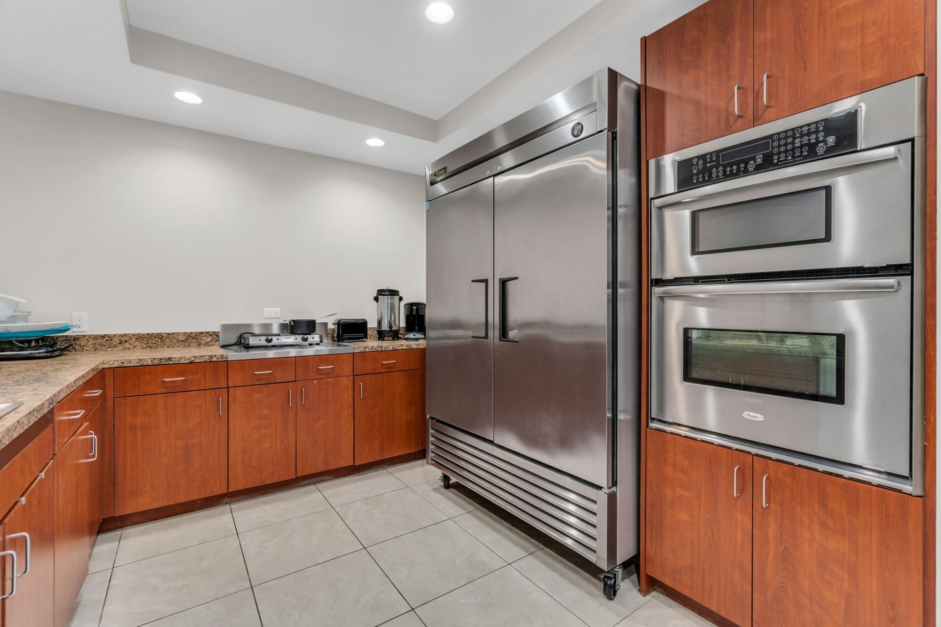 3300 NE 36th Street, Unit 1711, Fort Lauderdale, FL 33308 Photo