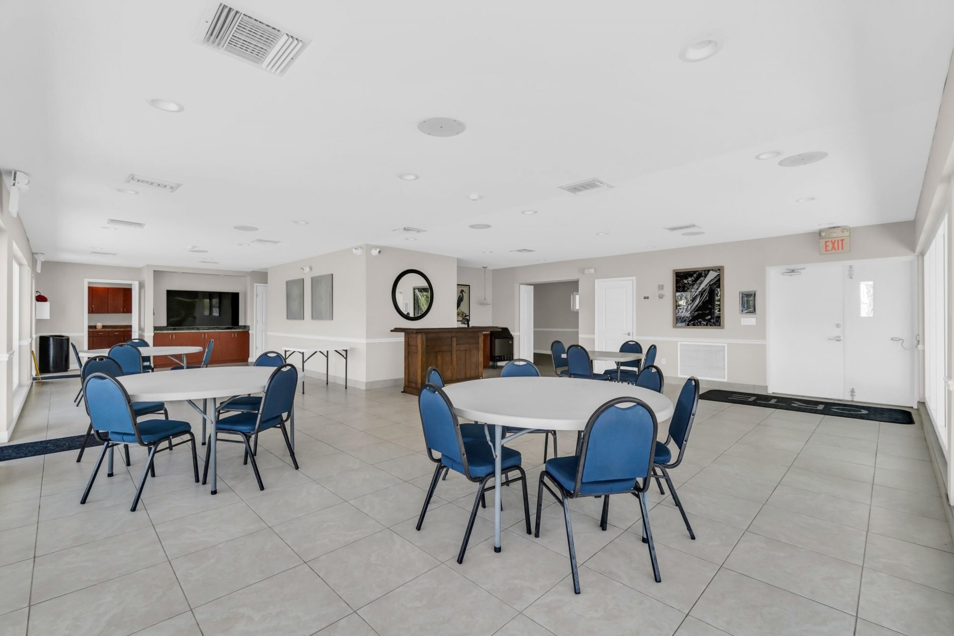 3300 NE 36th Street, Unit 1711, Fort Lauderdale, FL 33308 Photo