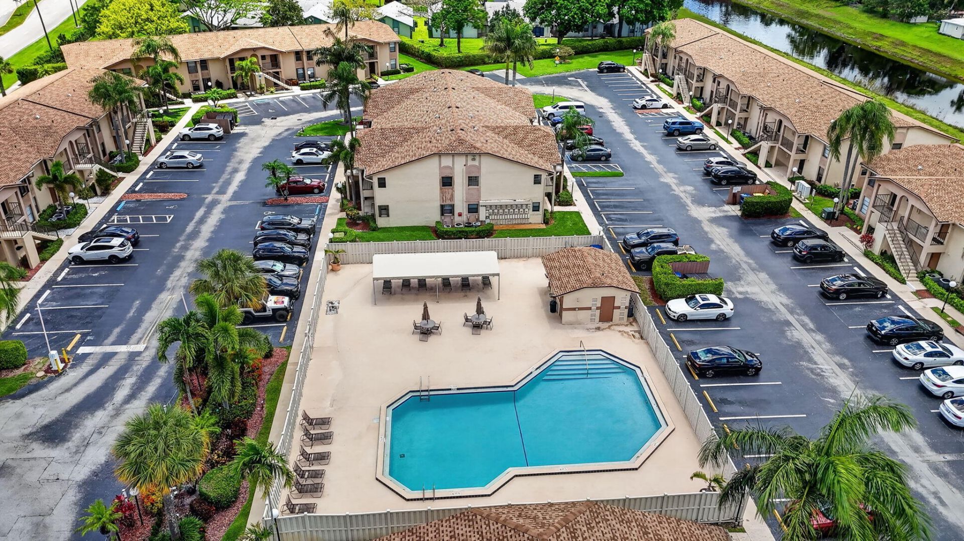 9521 Boca Cove Circle, Unit 505, Boca Raton, FL 33428 Photo