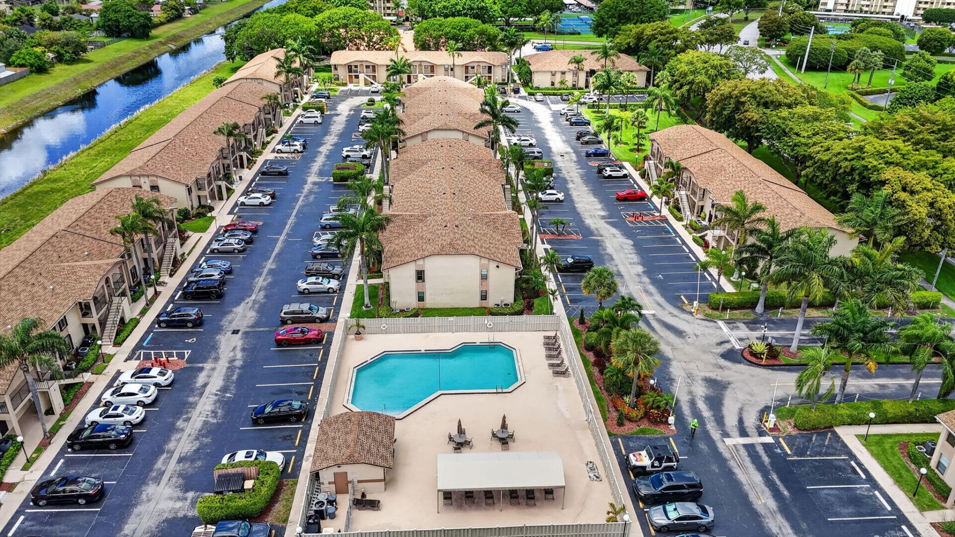 9521 Boca Cove Circle, Unit 505, Boca Raton, FL 33428 Photo