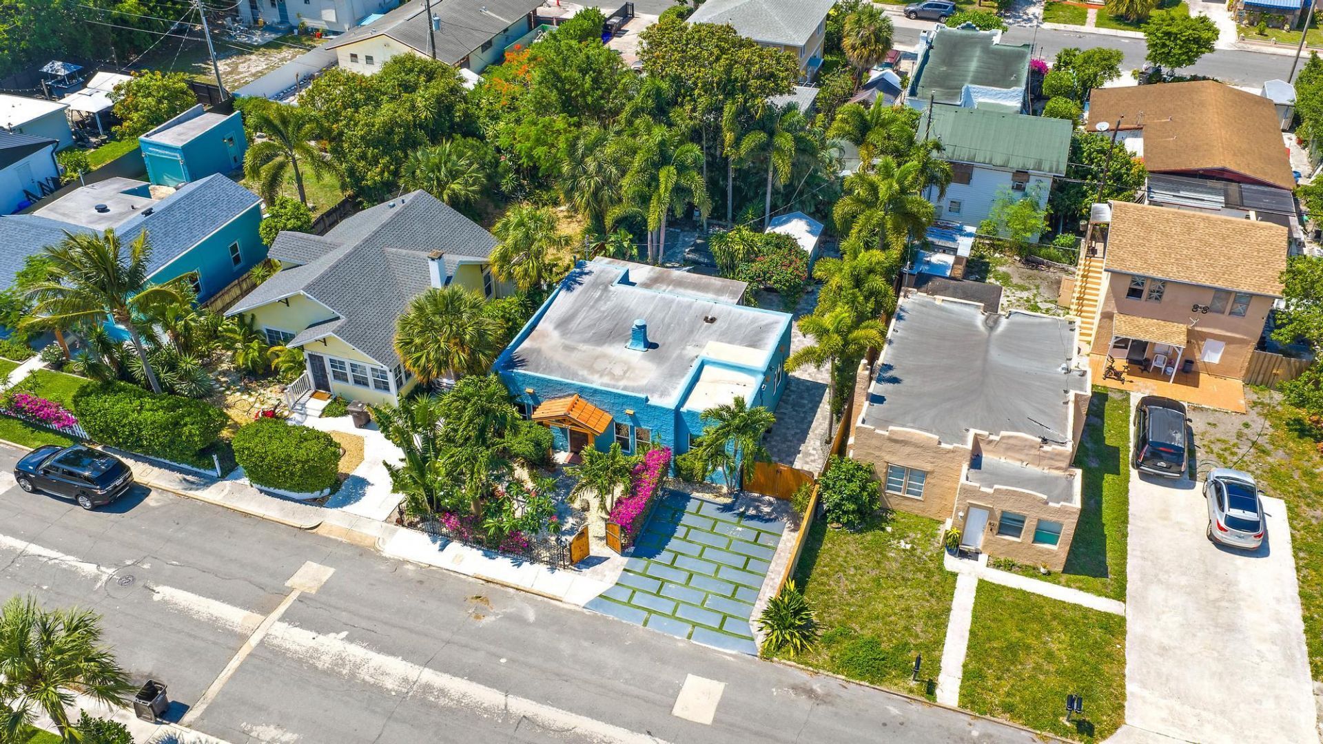 823 Selkirk Street S, West Palm Beach, FL 33405 Photo