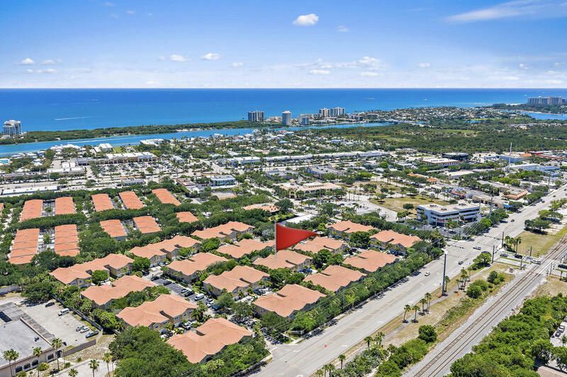 114 Lighthouse Circle, Unit C, Tequesta, FL 33469 Photo