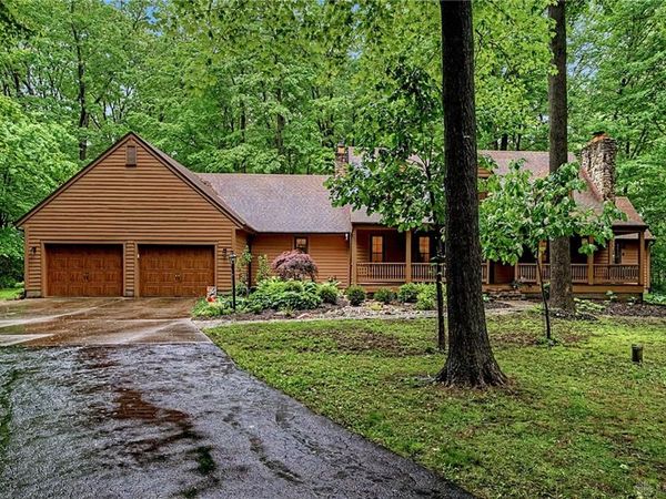575 Hornwood Drive, Springfield Township, OH 45504
