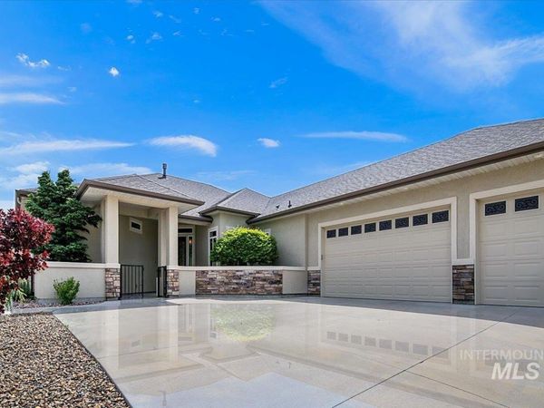 5030 W Parkridge Drive, Boise, ID 83714