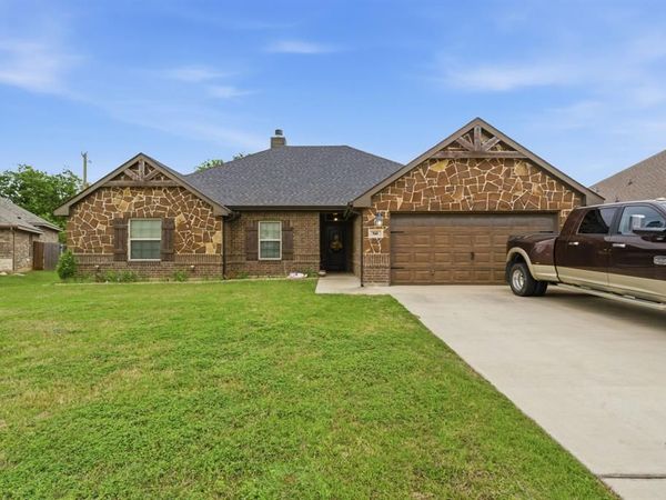 940 Elk Rdg Drive, Stephenville, TX 76401