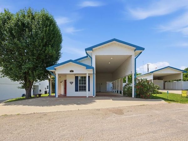 108 Big Bend Drive , Whitney, TX 76692