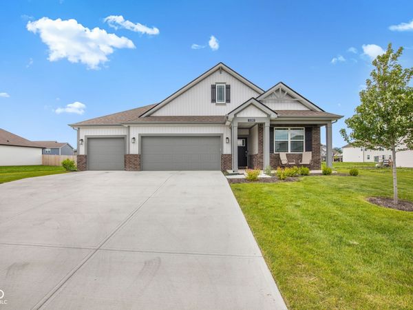 2280 Pine Valley Drive, Plainfield, IN 46168