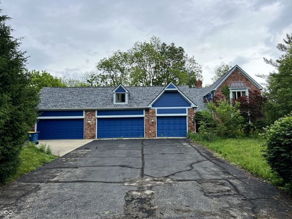 10023 Cedar Point Drive , Carmel, IN 46032