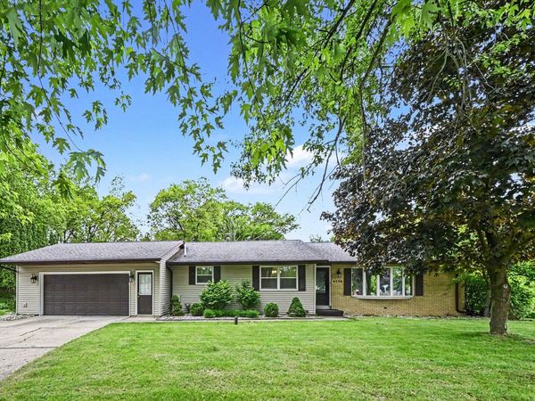 4774 Benelux Court, Jackson, MI 49201