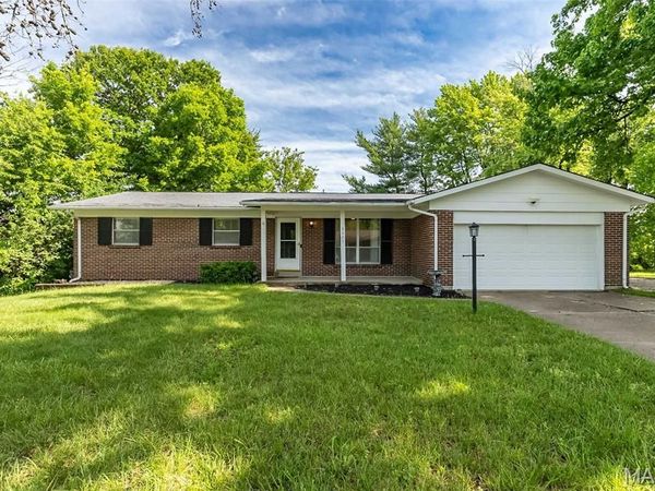 3025 Imperial Drive, St Peters, MO 63303