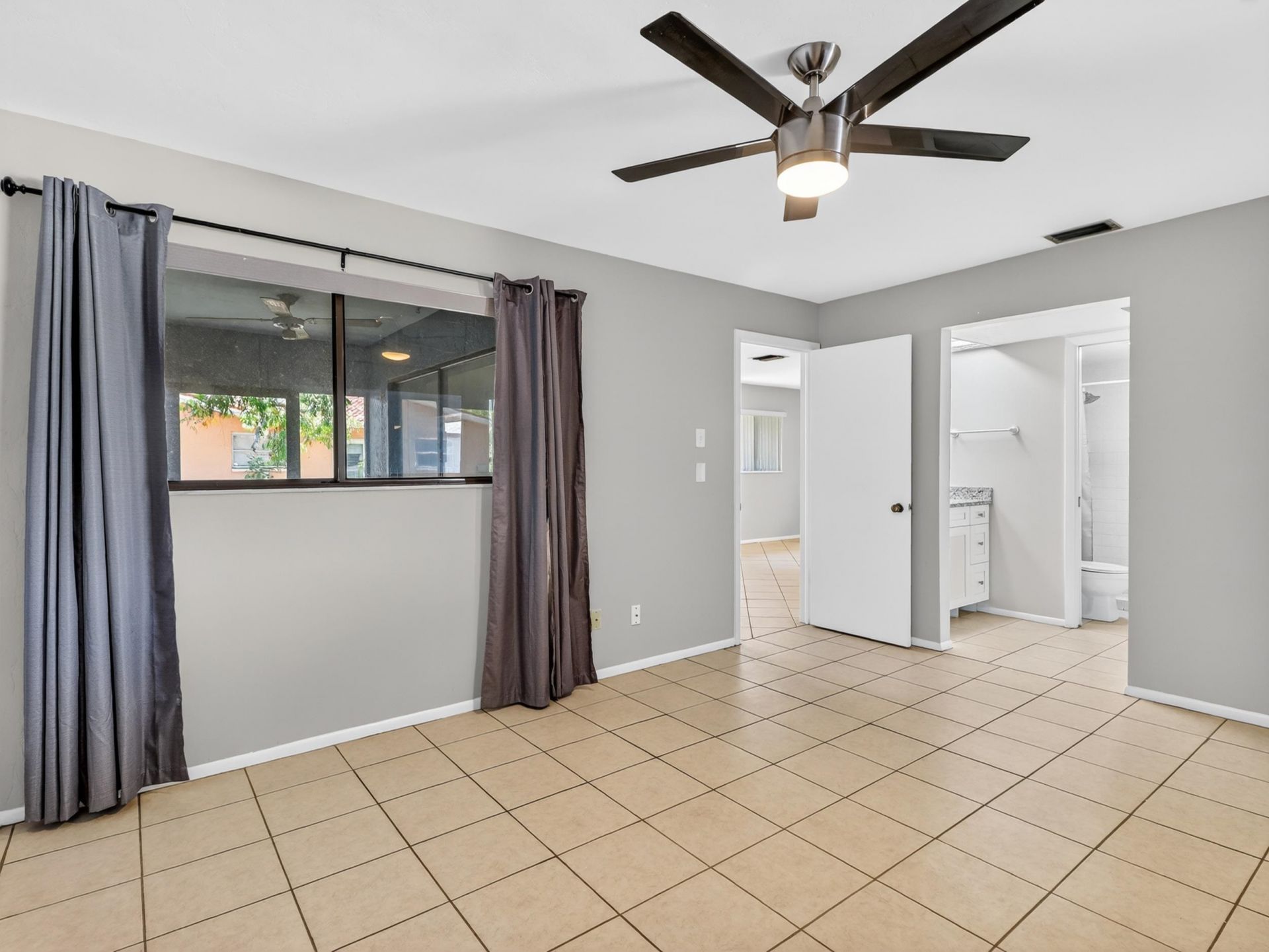 2141 SE 15th Pl, Unit 110, Cape Coral, FL 33990 Photo