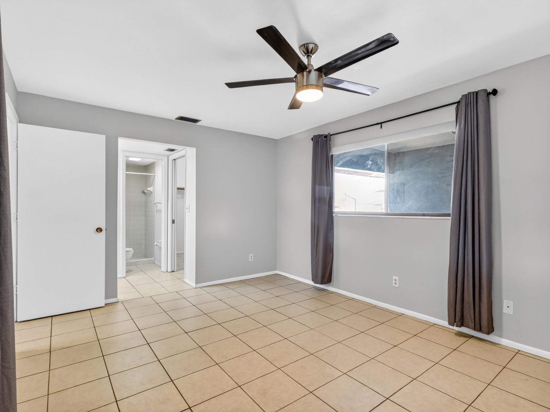 2141 SE 15th Pl, Unit 110, Cape Coral, FL 33990 Photo