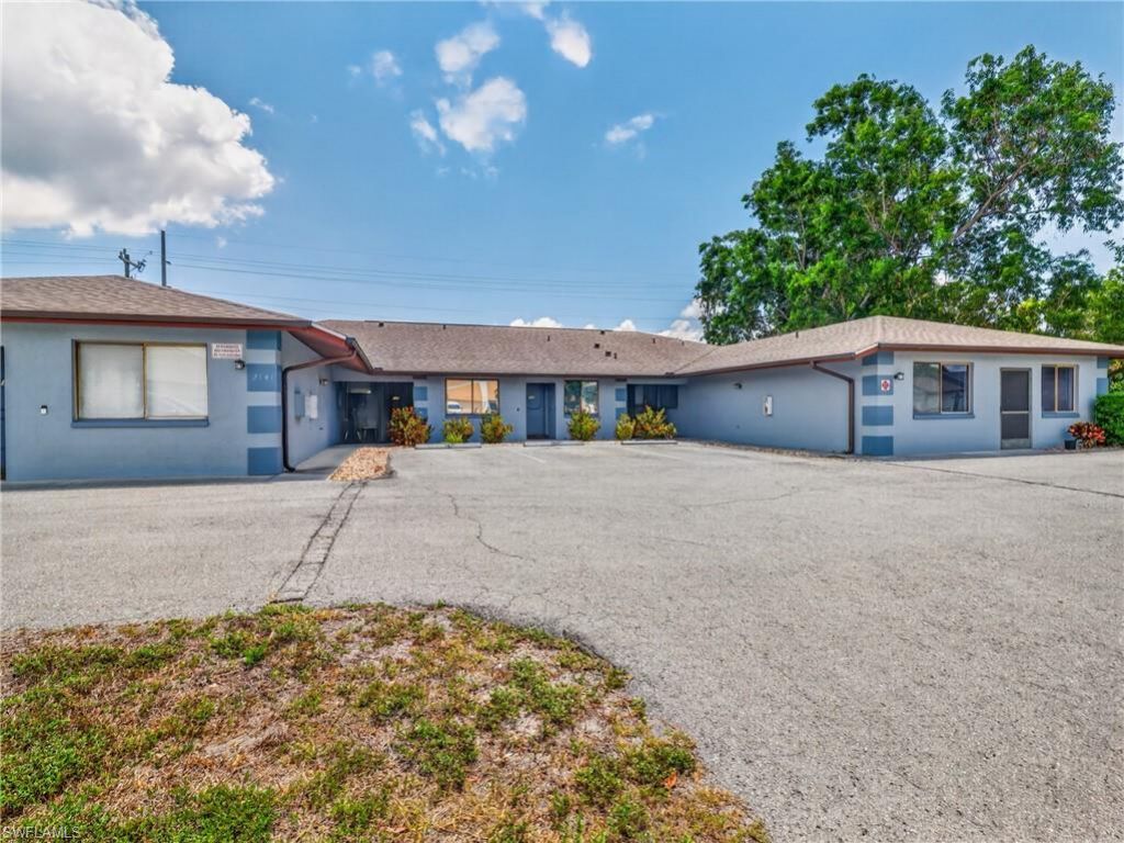 2141 SE 15th Pl , Unit 110, Cape Coral, FL 33990 Photo