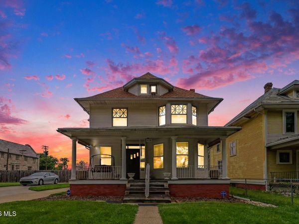 426 Victoria Place , Toledo, OH 43610