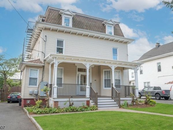 46 Franklin Pl, Unit 3, Summit, NJ 07901