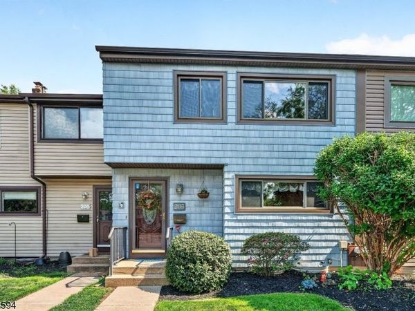 203 Brookside Ln, Hillsborough, NJ 08844