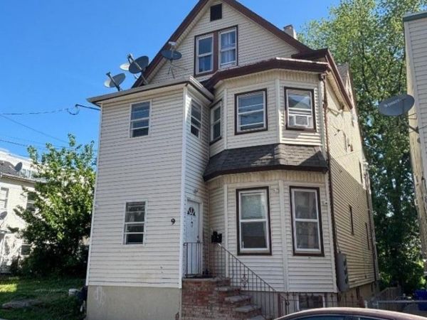 9 Courtland St, Paterson, NJ 07503