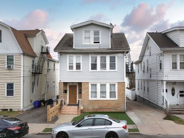 63 Grove St, Bloomfield, NJ 07003